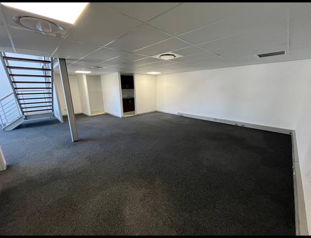 175M² OFFICE TO LET IN BRACKENFELL INDUSTRIAL